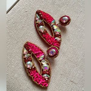 Kiss beaded Earrings